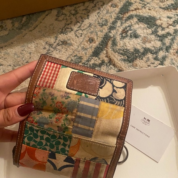 Coach Wallet - Picture 3 of 4